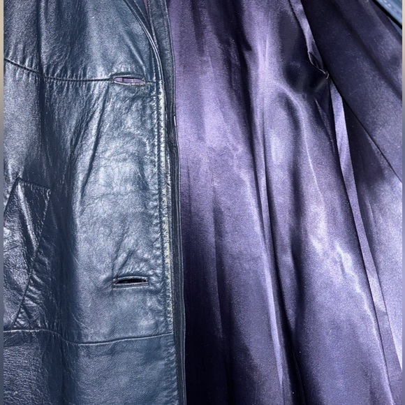 Beautiful vintage full length leather and fur coat - Picture 5 of 6